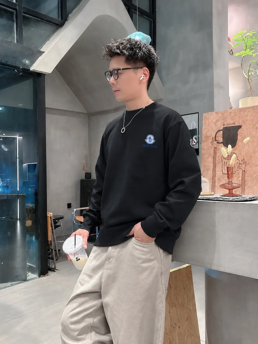 Moncle* logo 《 》 380 ， ， Same Style ， : Black White Coffee Brown Size：S（90-130 ） M（125-140 ） L（135-155 ） XL（155-175 ） XXL（175-200 ）